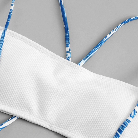 Tropical 2 piece swimsuit ๐ - Picture 3 of 4